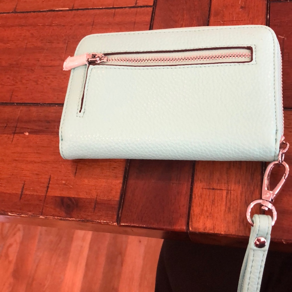 Wristlet - Picture 2 of 3